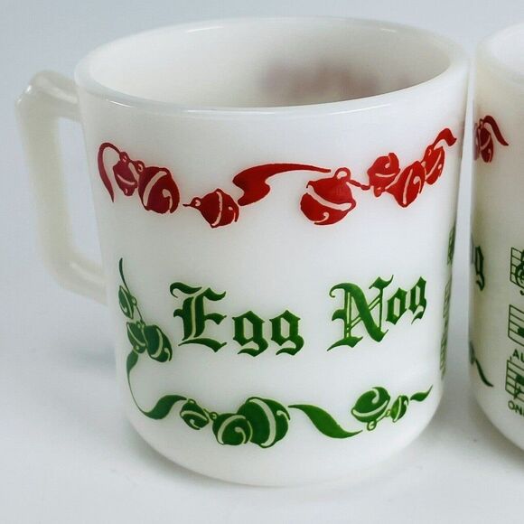 Hazel Atlas Egg Nog Jingle Bells Milk Glass Cups Mugs Set of 2 Tom & Jerry VTG - Picture 2 of 7